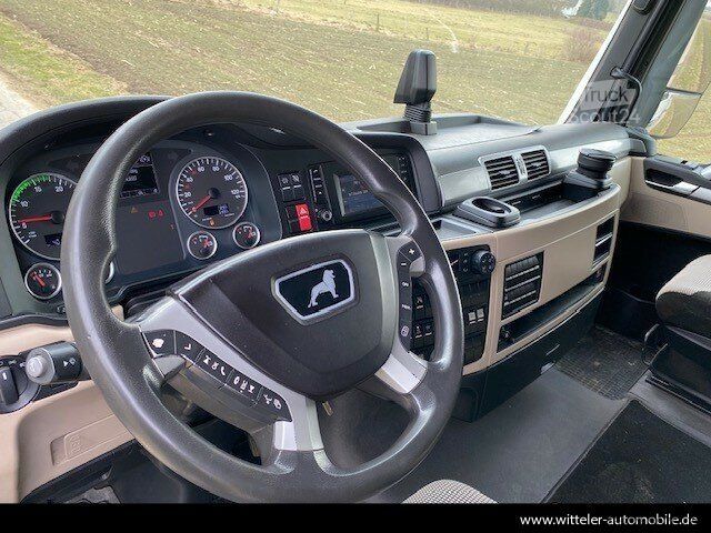 Vetoyksikkö MAN MAN TGX 18.460 BLS L-Fhs+Retarder+Kipphydraulik