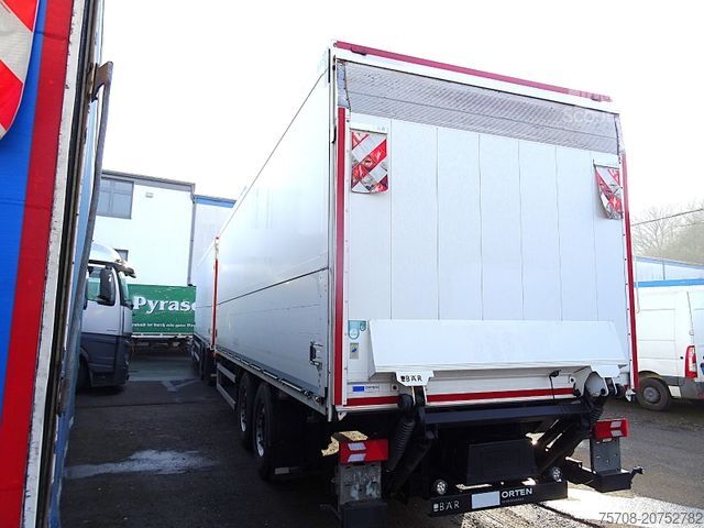 Camión de bebidas MERCEDES-BENZ 2543 Actros*kpl Zug*2x 7,7m*2x LBW*Ret*Mirrorcam
