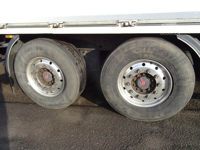 Camión de bebidas MERCEDES-BENZ 2543 Actros*kpl Zug*2x 7,7m*2x LBW*Ret*Mirrorcam