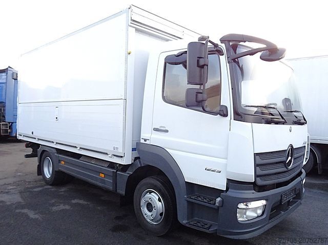 Camión de bebidas MERCEDES-BENZ 1223 Atego*4,6 m Schwenkwand*2x AHK*LBW möglich