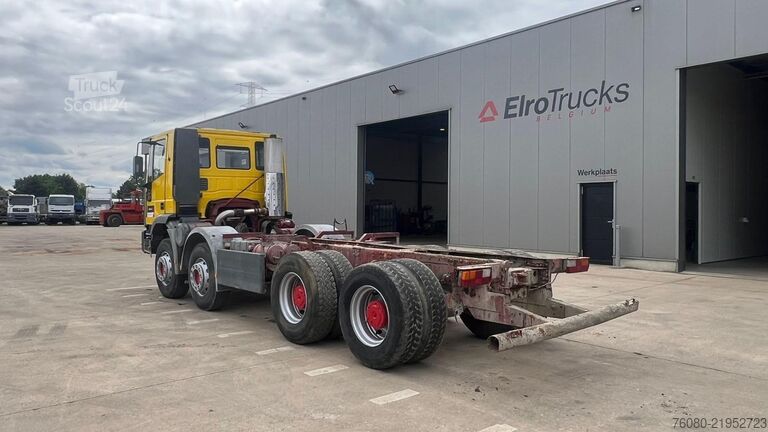 Chassi med hytt Iveco EUROTRAKKER 340 E 34 (POMPE MANUELLE / MANUAL P...