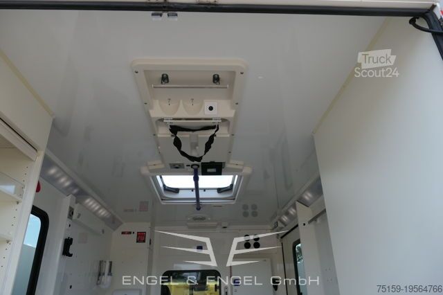 Gaisrinė mašina mercedes-benz 319 Sprinter 6-Zylinder Rettungswagen Strobel