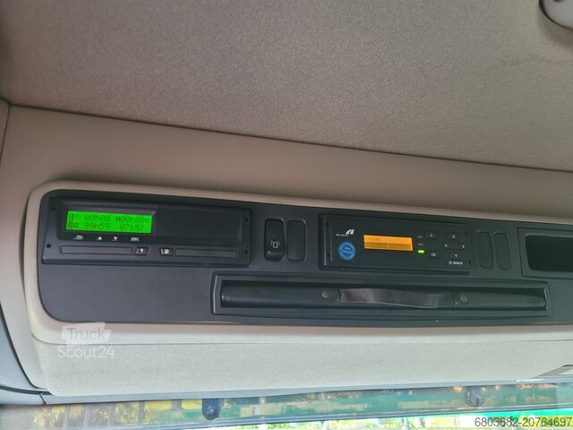 Autocarro con sovrastruttura a gru SCANIA R 440