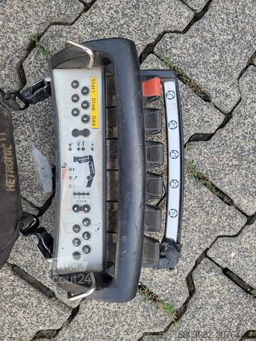 Autocarro con sovrastruttura a gru SCANIA R 440