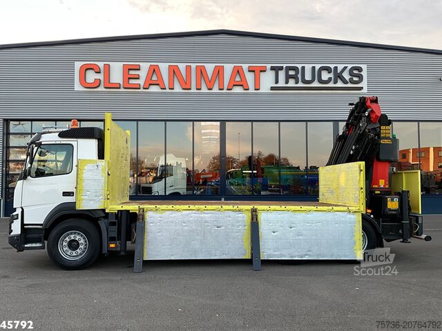 Vrachtwagen met kraan Volvo FMX 410 6x2 Palfinger 34 Tonmeter laadkraan + F...