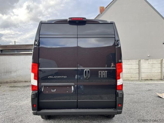 Kompaktowy van FIAT Ducato