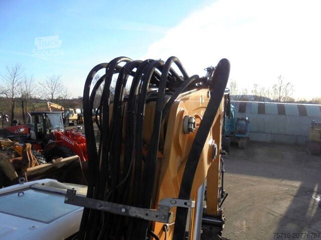 Kolesni bager Liebherr A 920 Litronic