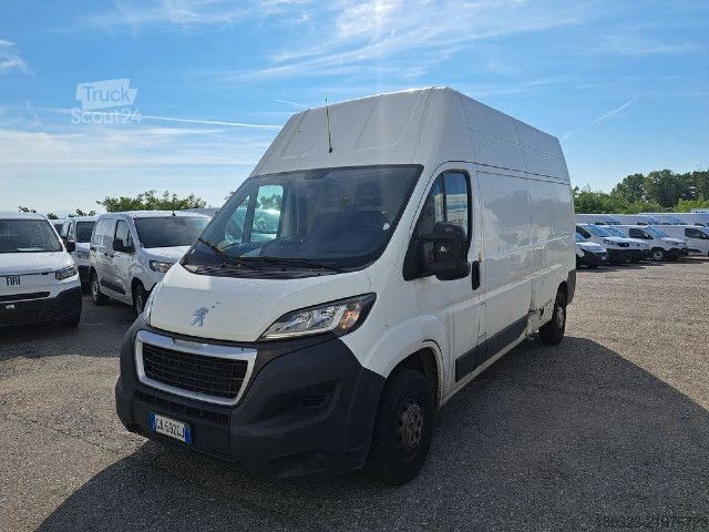 Dobozos furgon Peugeot Peugeot Boxer