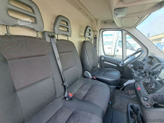 Dobozos furgon Peugeot Peugeot Boxer