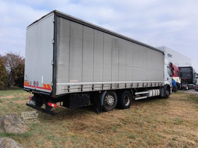 Camião plataforma com lona Renault Renault Premium