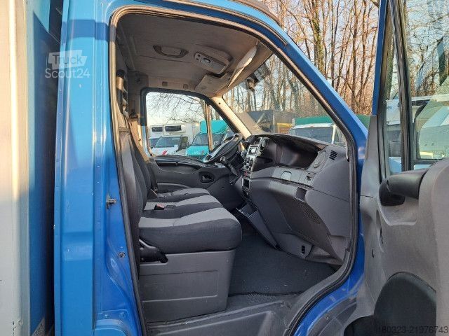Hűtőfelépítményes furgon IVECO 35C12. MTJ 1.3 16V