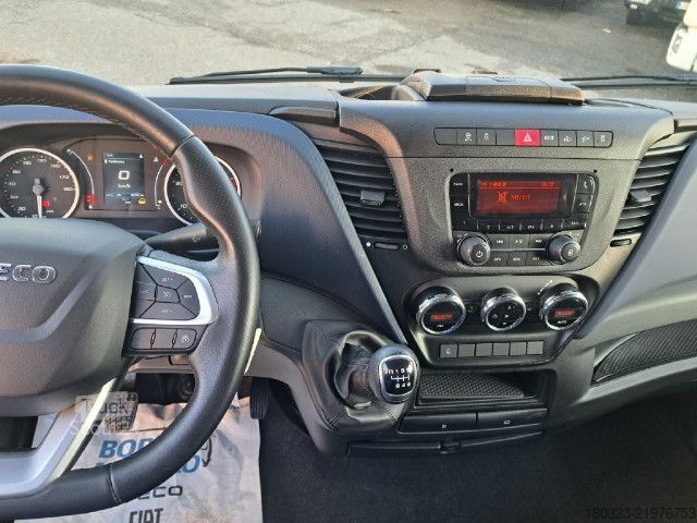 Šaldytuvas sunkvežimis IVECO 35C18H V/P
