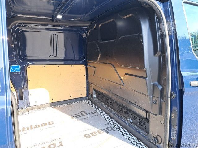 Dobozos furgon Ford Transit custom