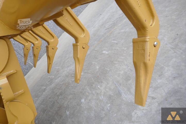 Livellatrice Caterpillar 140H