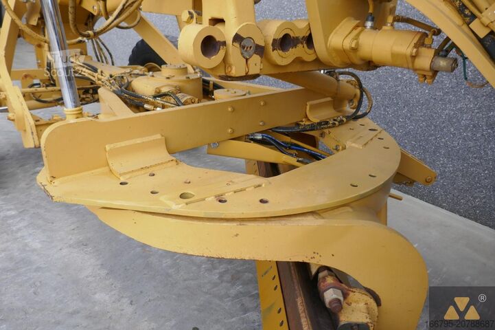 Livellatrice Caterpillar 140H