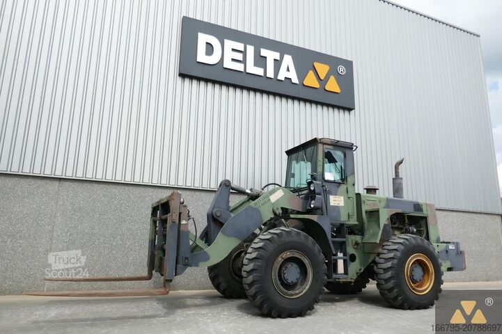 Pala gommata Komatsu 540 Ex-army