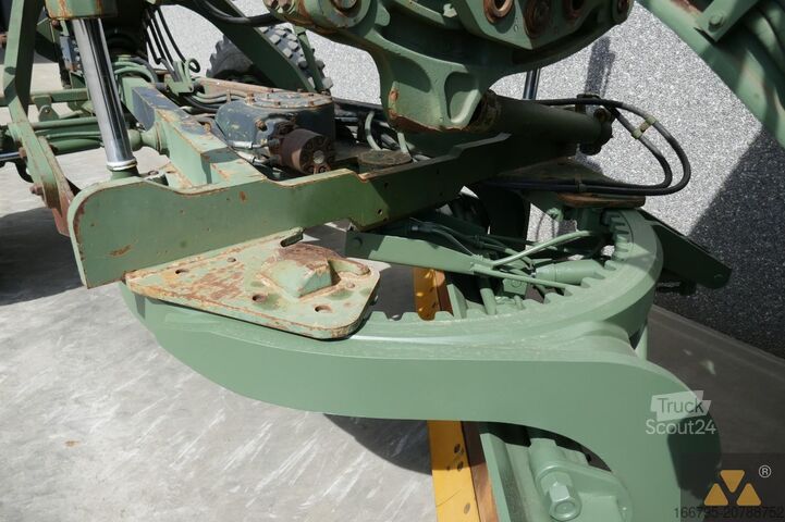 Grader Caterpillar 130G Ex-army