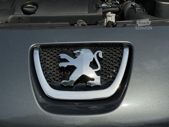 Furgon PEUGEOT 207 Tendance  1.4  VTi 70 kw 5 Türig Klima Eu5