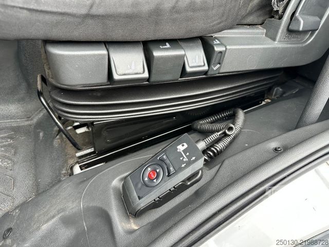 Camion frigorific MERCEDES-BENZ Atego 1523 4x2 BL CARRIER 1250 (-20°) DataCold