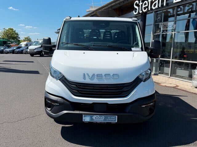 Platós kisteherautó dupla fülke Iveco Daily 35S16 H 3.0L A8 *Automatik*AHK*7-Sitze*