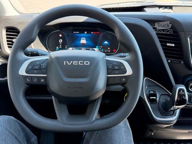 Platós kisteherautó dupla fülke Iveco Daily 35S16 H 3.0L A8 *Automatik*AHK*7-Sitze*