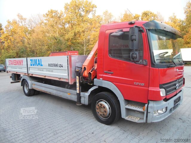Вантажівка з відкритою платформою MERCEDES-BENZ ATEGO 1218, KRAN PALFINGER PKK 8500 A