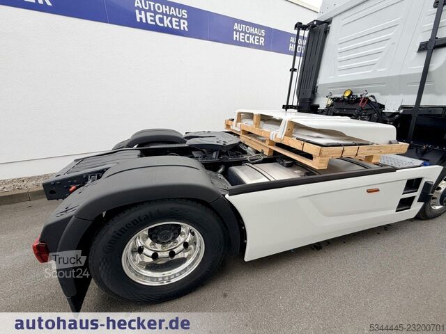 Gevaarlijke stoffen vrachtwagen IVECO S-Way AS440S50T/FP MY26