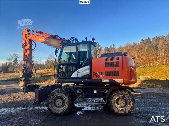 Kerekes kotrógép Hitachi ZX140W-5B wheeled excavator with rototilt, 3 bucke