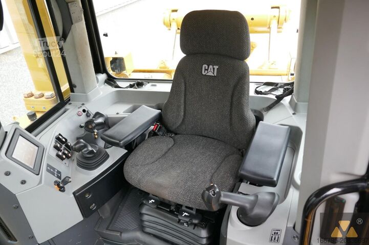 Dozer Caterpillar D8T