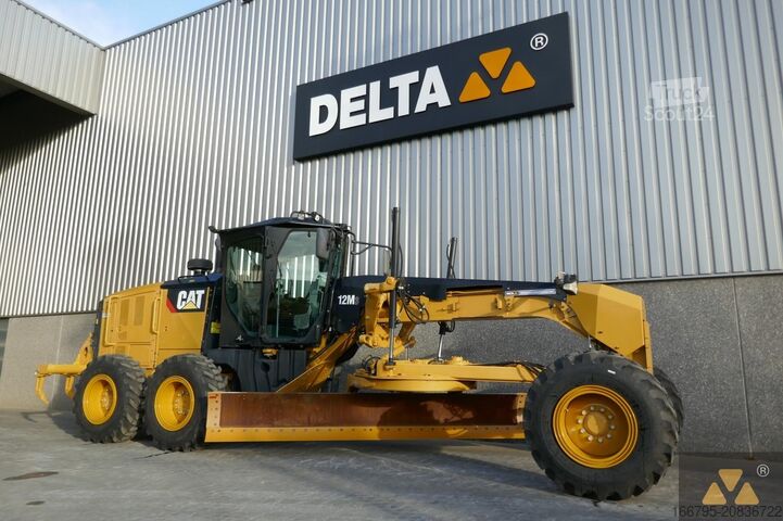 Grader Caterpillar 12M3
