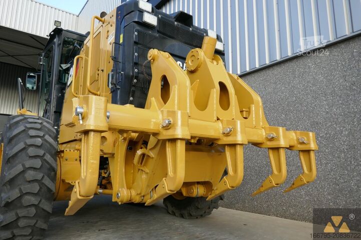 Grader Caterpillar 12M3