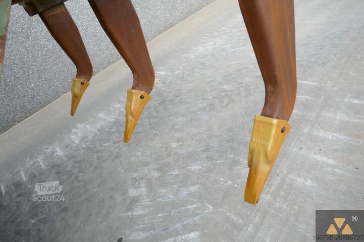 Dozer Caterpillar D7G Ex-army