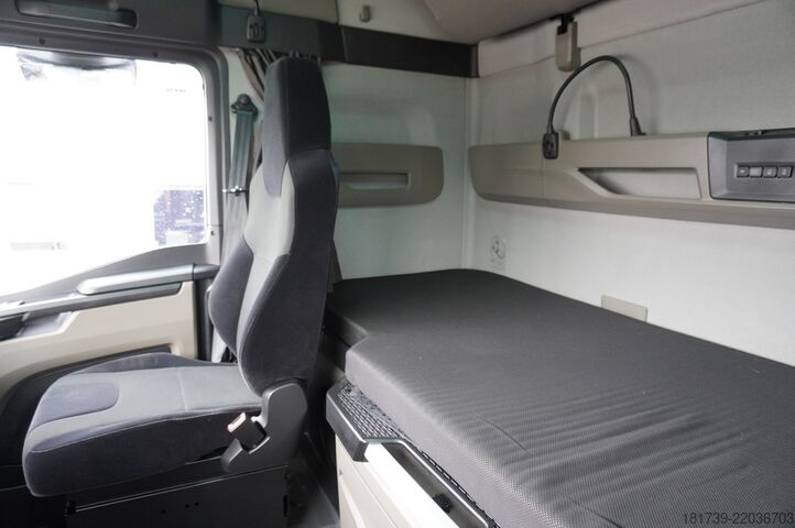 Sunkvežimis-šaldytuvas MAN TGX 28.480 6x2 / 2024 / Krone 18 EPAL
