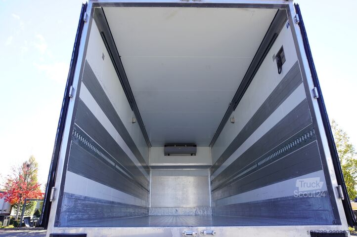 Sunkvežimis-šaldytuvas Mercedes-Benz Actros 2548 MP5 6×2 / Schmitz 19 EPAL