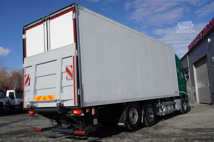 Sunkvežimis-šaldytuvas Volvo FH 500 6x2 E6/Schmitz 19 EPAL/steer.axle
