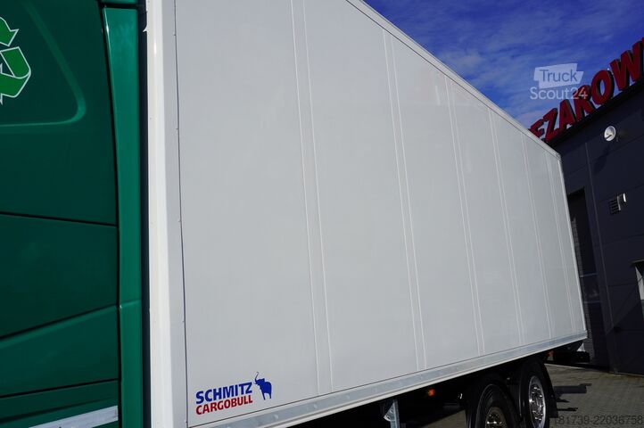 Sunkvežimis-šaldytuvas Volvo FH 500 6x2 E6/Schmitz 19 EPAL/steer.axle