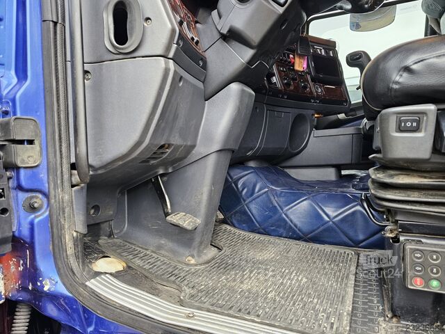 Standardní tahač SCANIA R620LB6X4HHA V8 Manuell PTO Blatt/Luft
