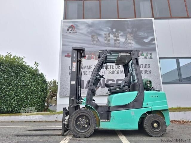 Voorlader vorkheftruck Yale GLP35VX