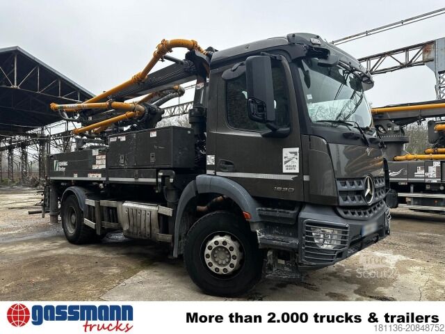 Betongpumpbil Mercedes-Benz Arocs 1830 K 4x2, Betonpumpe Schwing S 20, Funk