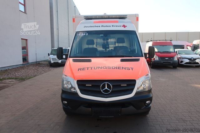 Samochód strażacki MERCEDES-BENZ Sprinter II 316 CDI/RTW/Klima/Kamera/FN: 37-01