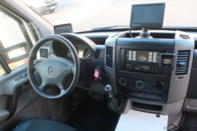 Samochód strażacki MERCEDES-BENZ Sprinter II 316 CDI/RTW/Klima/Kamera/FN: 37-01