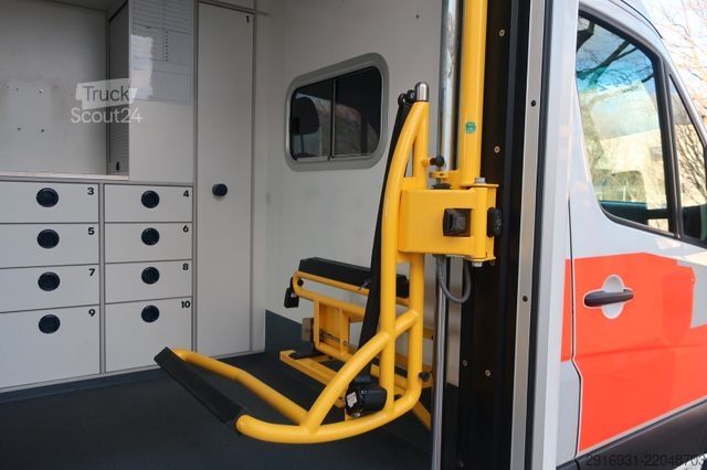 Samochód strażacki MERCEDES-BENZ Sprinter II 316 CDI/RTW/Klima/Kamera/FN: 37-01