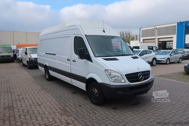 Hög tak skåpbil MERCEDES-BENZ Nr.50 Sprinter 519 CDI 1.Hand / XXXL & Hochdach