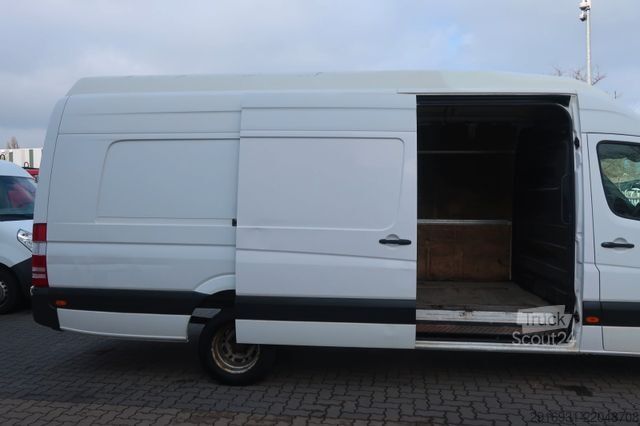 Hög tak skåpbil MERCEDES-BENZ Nr.50 Sprinter 519 CDI 1.Hand / XXXL & Hochdach