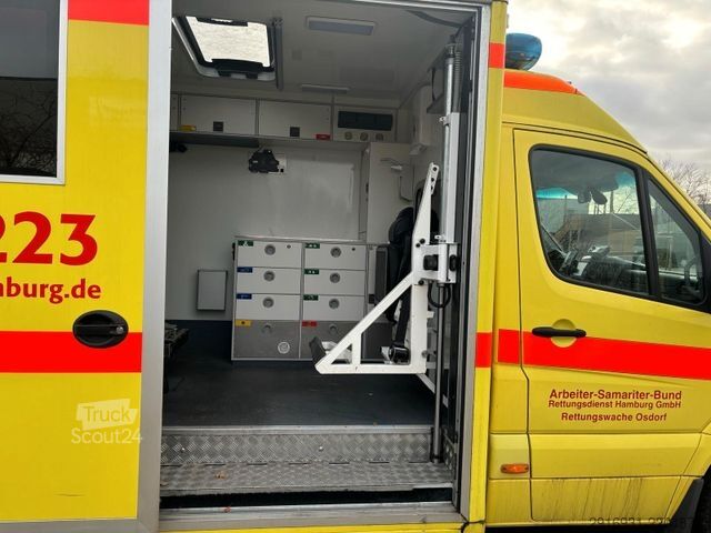 Samochód strażacki MERCEDES-BENZ Sprinter II 516 CDI / Klima / Automatik / RTW