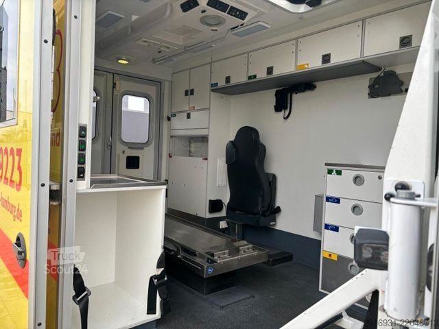 Samochód strażacki MERCEDES-BENZ Sprinter II 516 CDI / Klima / Automatik / RTW