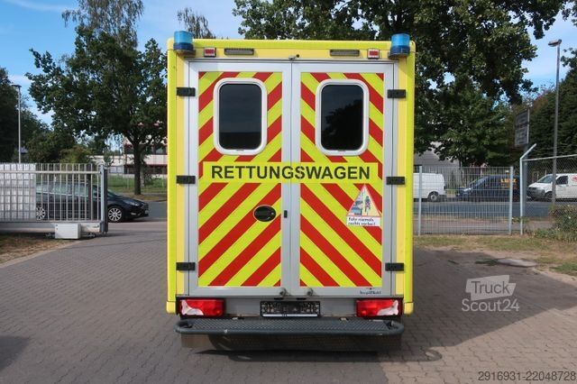 Samochód strażacki MERCEDES-BENZ Sprinter 519 CDI RTW / 1. Hand /SHZ / Fzg Nr:A16