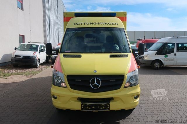 Samochód strażacki MERCEDES-BENZ Sprinter 519 CDI RTW / 1. Hand /SHZ / Fzg Nr:A16
