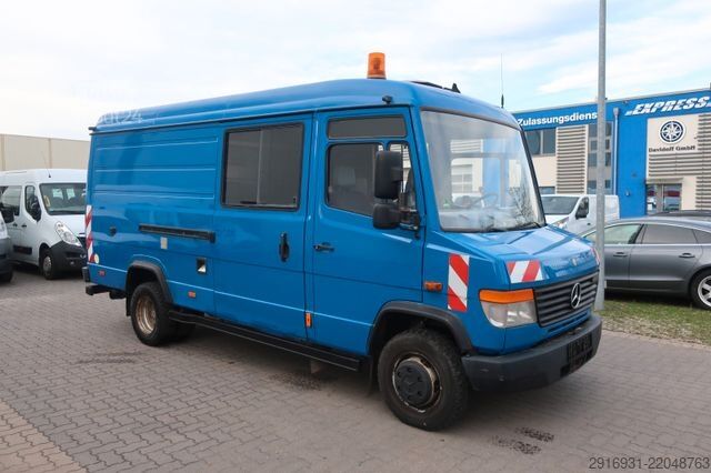 Furgon z wysokim dachem MERCEDES-BENZ Nr.31 Vario 614 D / AHK / SHZ / DoKa 9 Sitzer