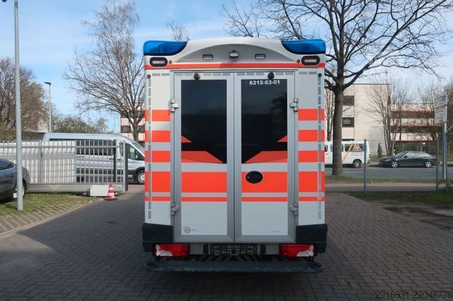 Samochód strażacki MERCEDES-BENZ Sprinter II 416 CDI RTW/Klima/Automatik/ FN:284